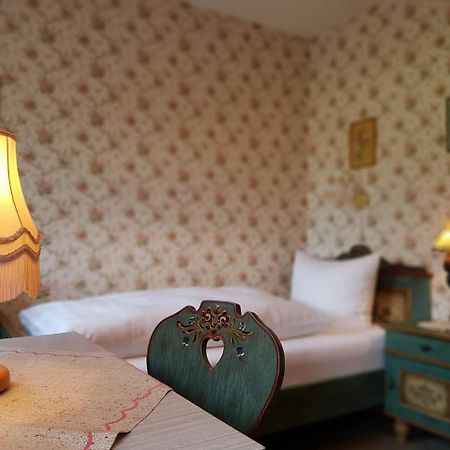 Hotel Landhaus Sonnenhof ทอดท์เนา ภายนอก รูปภาพ
