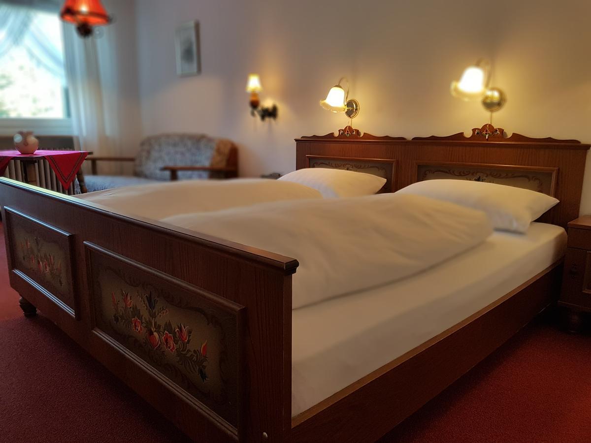 Hotel Landhaus Sonnenhof ทอดท์เนา ภายนอก รูปภาพ